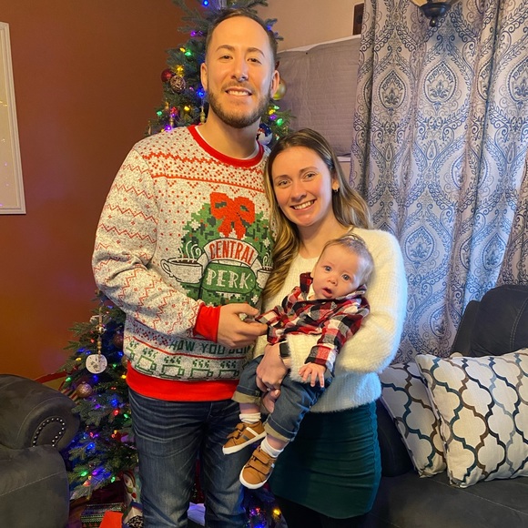 Meet your Posher, Alyssa - Picture 1 of 1